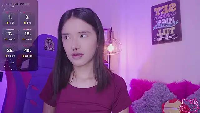 Lana Dreams  online show from February 23, 2026, 5:32 pm