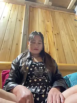 phungtiti online show from December 16, 2025, 12:32 pm