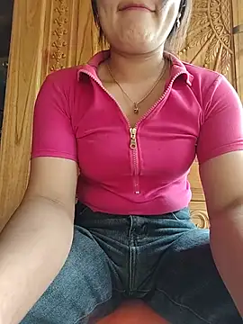 phungtiti online show from July 13, 2026, 1:19 am