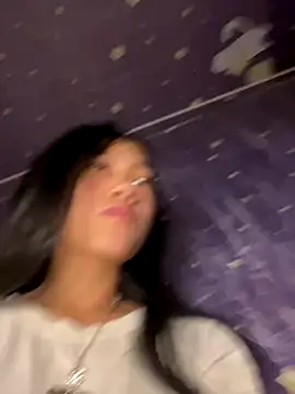 EmLy02 online show from January 6, 2026, 3:10 am