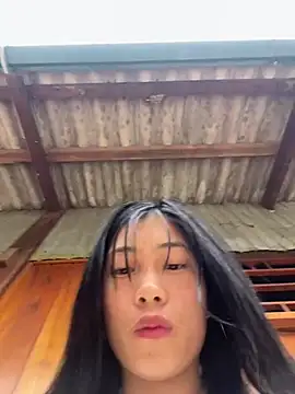 EmLy02 online show from April 1, 2026, 2:23 am