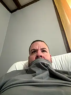 kev0n2389 online show from September 11, 2025, 4:51 pm