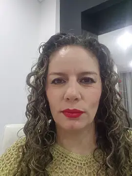 Snapshot of Nina_vallon chatting on June 4, 2026, 10:43 am Nina vallon online show from June 4, 2026, 10:43 am