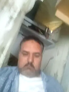 Snapshot of mM0140 chatting on May 13, 2026, 8:23 am mM0140 online show from May 13, 2026, 8:23 am