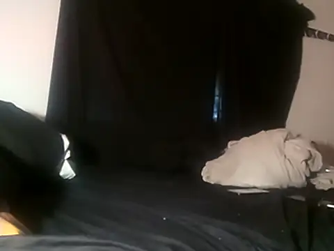 LusciousKandy online show from June 18, 2026, 7:41 am