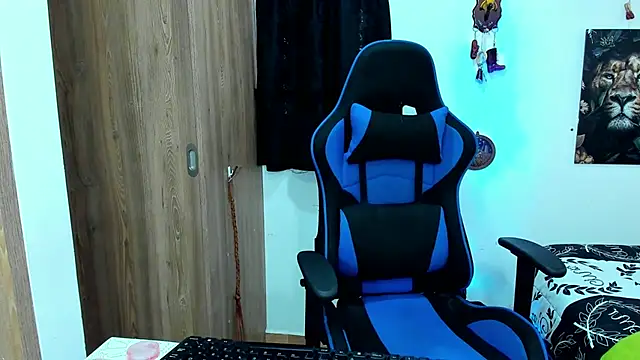 javiersexymann online show from January 31, 2025, 8:43 pm