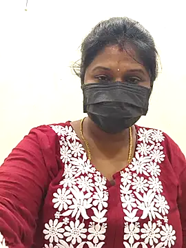 chaitara-reddy online show from May 15, 2026, 6:53 am