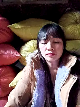 Mini3333 online show from November 17, 2025, 1:44 am