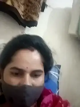 JULEE-740 online show from November 11, 2025, 5:18 am