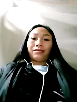 lucybaby00 online show from January 31, 2026, 9:57 pm