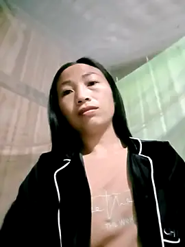 lucybaby00 online show from February 28, 2026, 10:11 pm