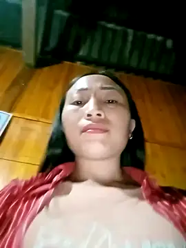 lucybaby00 online show from March 22, 2026, 11:02 am