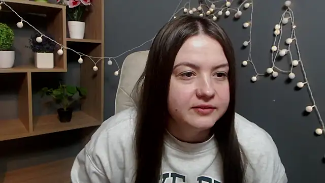 MavkaCute online show from February 6, 2026, 7:17 pm