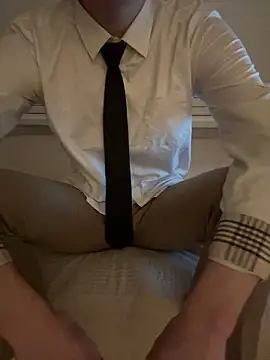 Snapshot of max_x_xine_ chatting on October 23, 2025, 3:00 pm max x xine  online show from October 23, 2025, 3:00 pm