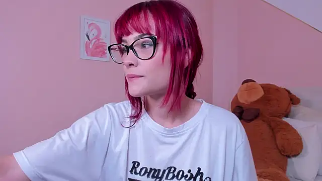 mae lyra online show from October 30, 2025, 11:22 am