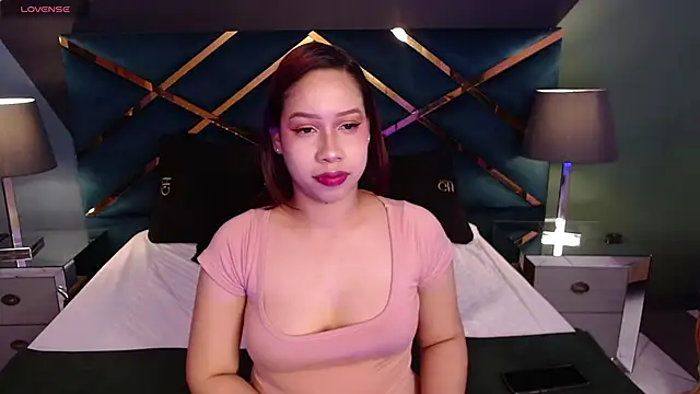 Luciegh  online show from September 26, 2025, 11:14 am