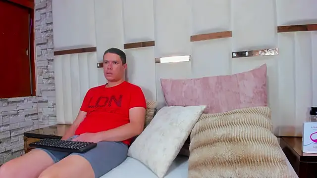 CandyandSteven online show from January 11, 2026, 3:22 am