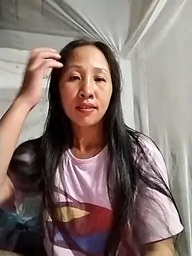 cute love00 online show from October 30, 2025, 3:13 pm