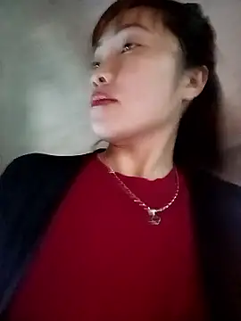 Snapshot of adbosa_00 chatting on November 18, 2025, 8:41 am adbosa 00 online show from November 18, 2025, 8:41 am