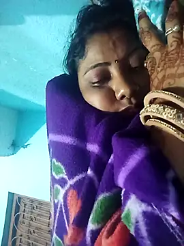 Snapshot of Apkisona8 chatting on November 3, 2025, 11:15 pm Apkisona8 online show from November 3, 2025, 11:15 pm