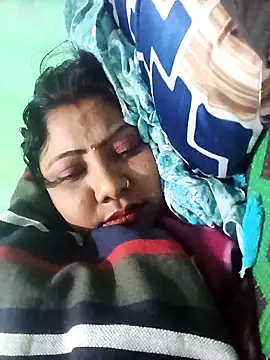 Snapshot of Apkisona8 chatting on November 11, 2025, 6:41 pm Apkisona8 online show from November 11, 2025, 6:41 pm