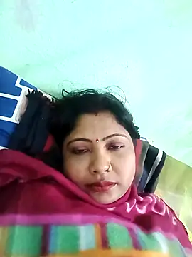 Snapshot of Apkisona8 chatting on November 12, 2025, 8:37 am Apkisona8 online show from November 12, 2025, 8:37 am