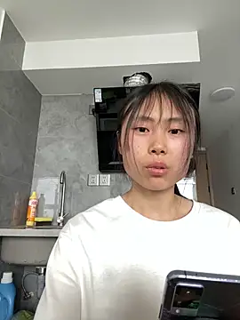 xiaoya8866 online show from May 30, 2026, 5:26 am