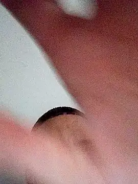 Andrez5041 online show from September 28, 2025, 3:45 am