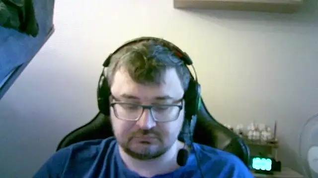 Snapshot of SirAbuser chatting on October 31, 2025, 7:09 am SirAbuser online show from October 31, 2025, 7:09 am