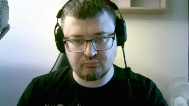 Snapshot of SirAbuser chatting on November 21, 2025, 7:07 am SirAbuser online show from November 21, 2025, 7:07 am