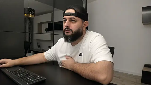 Snapshot of DravenPeak chatting on October 29, 2025, 5:14 pm DravenPeak online show from October 29, 2025, 5:14 pm