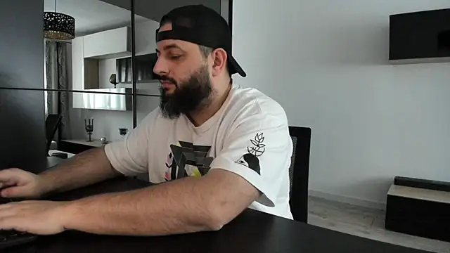 Snapshot of DravenPeak chatting on December 3, 2025, 11:41 am DravenPeak online show from December 3, 2025, 11:41 am