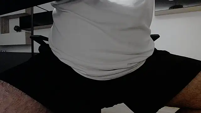 Snapshot of DravenPeak chatting on December 21, 2025, 12:51 am DravenPeak online show from December 21, 2025, 12:51 am