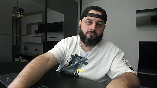 Snapshot of DravenPeak chatting on January 13, 2026, 7:19 pm DravenPeak online show from January 13, 2026, 7:19 pm