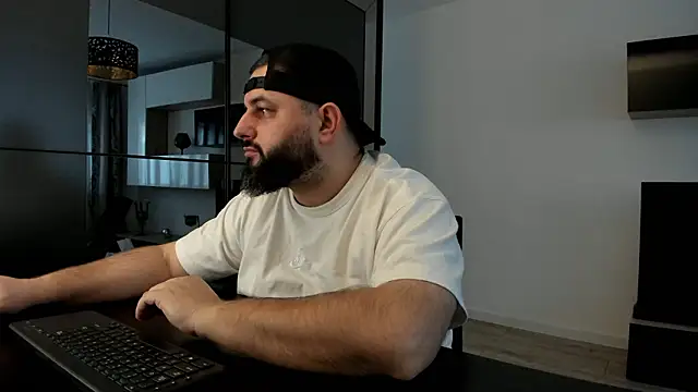 Snapshot of DravenPeak chatting on March 12, 2026, 6:19 am DravenPeak online show from March 12, 2026, 6:19 am