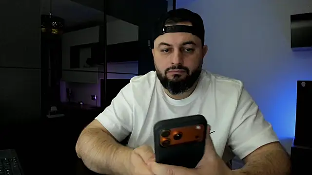 Snapshot of DravenPeak chatting on March 23, 2026, 10:25 pm DravenPeak online show from March 23, 2026, 10:25 pm