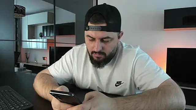 Snapshot of DravenPeak chatting on April 11, 2026, 1:26 pm DravenPeak online show from April 11, 2026, 1:26 pm