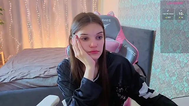 magic shy  online show from March 16, 2026, 1:44 am