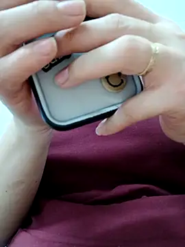  Babyrose  online show from February 7, 2026, 3:27 pm