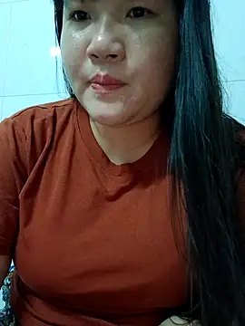 Snapshot of _Babyrose_ chatting on April 27, 2026, 7:34 pm Babyrose online show from April 27, 2026, 7:34 pm