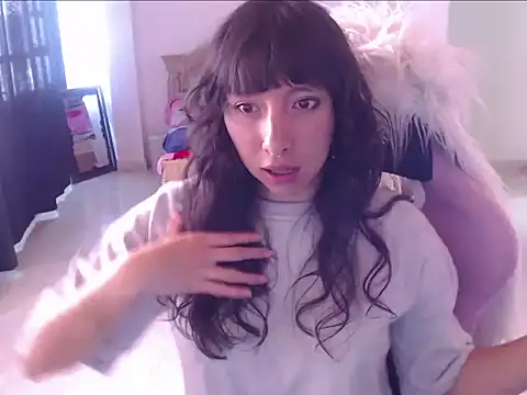 ScarlettShirahoshi online show from February 26, 2026, 6:29 pm