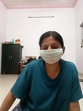 BITEXBABYlove online show from October 24, 2025, 1:40 pm