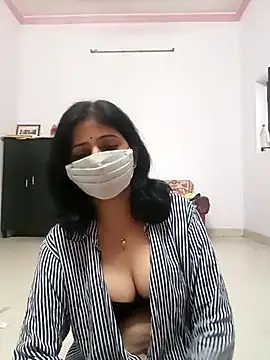 BITEXBABYlove online show from November 24, 2025, 2:44 am