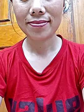 LyyChac online show from September 12, 2025, 1:17 am