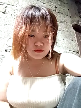 sukabae00 online show from April 2, 2026, 1:31 pm