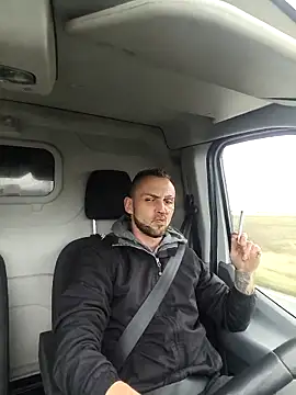 papichulo0099 online show from November 21, 2025, 12:26 pm