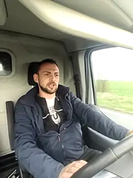 papichulo0099 online show from March 19, 2026, 7:01 am