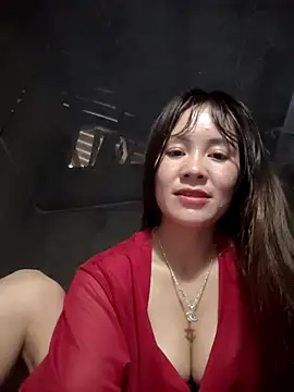 TinTim02 online show from April 3, 2026, 11:03 pm