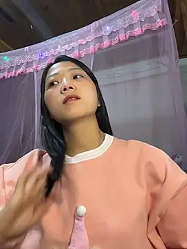 thaoyeuuu online show from November 20, 2025, 12:38 pm