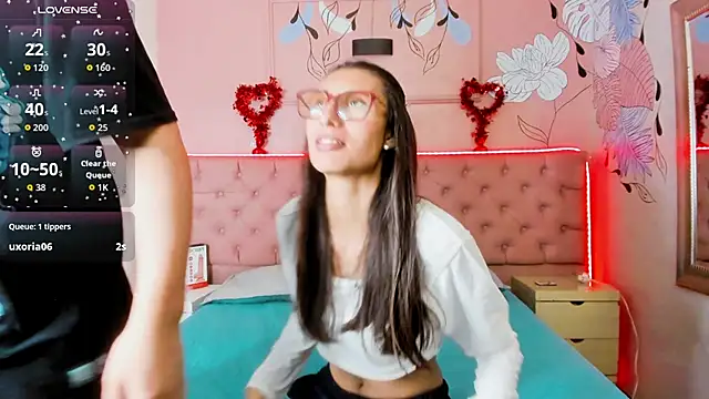 Ethan N Abby online show from September 19, 2025, 8:53 pm